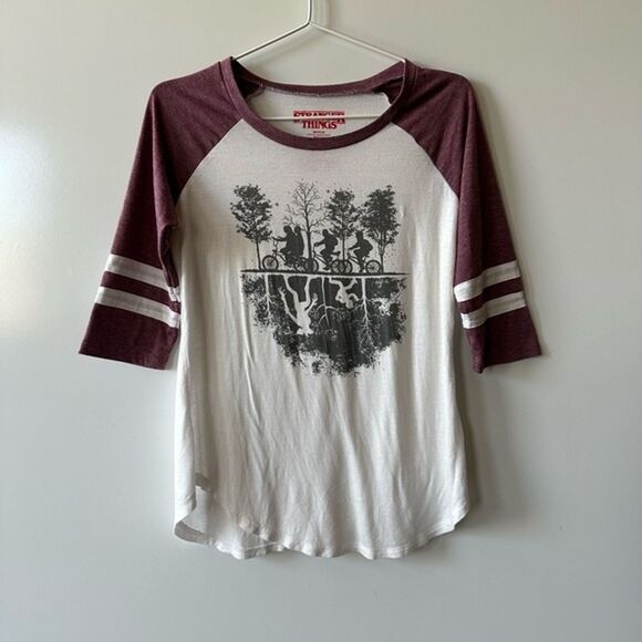 Stranger Things Baseball Tee size Small - Picture 10 of 10